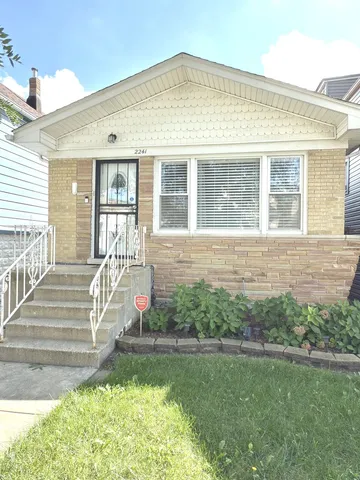 $389,000 | 2241 North Monitor Avenue, Chicago, IL 60639