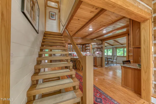 $950,000 | 128 Bankers Bend, Mountain City, TN 37683