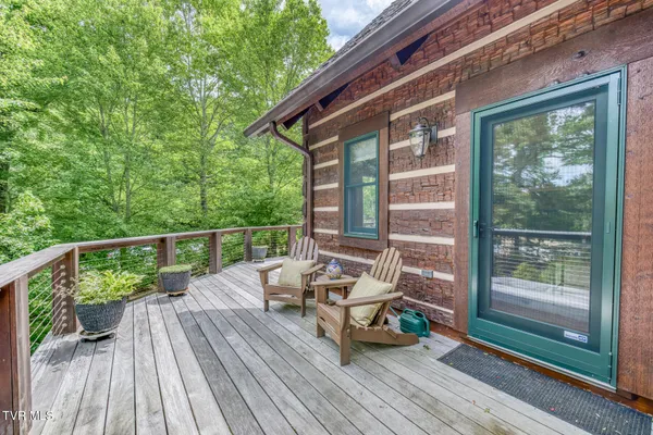 $950,000 | 128 Bankers Bend, Mountain City, TN 37683