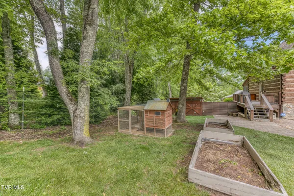 $950,000 | 128 Bankers Bend, Mountain City, TN 37683