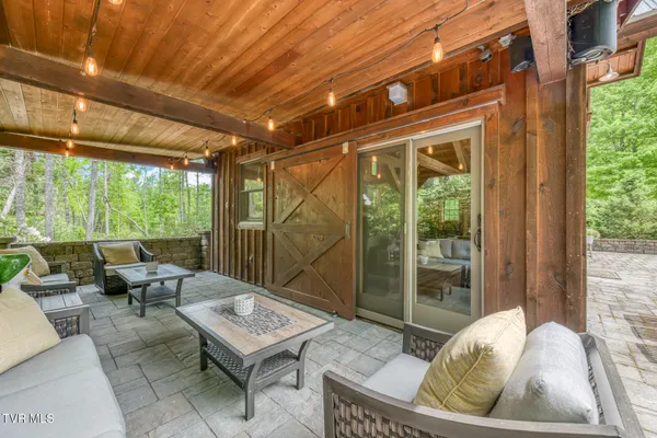 $950,000 | 128 Bankers Bend, Mountain City, TN 37683