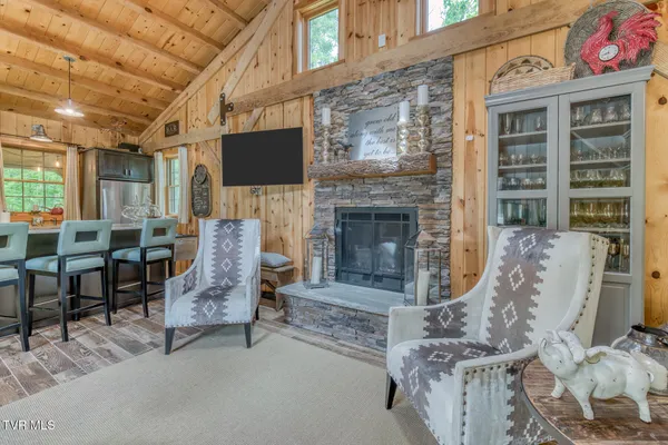 $950,000 | 128 Bankers Bend, Mountain City, TN 37683