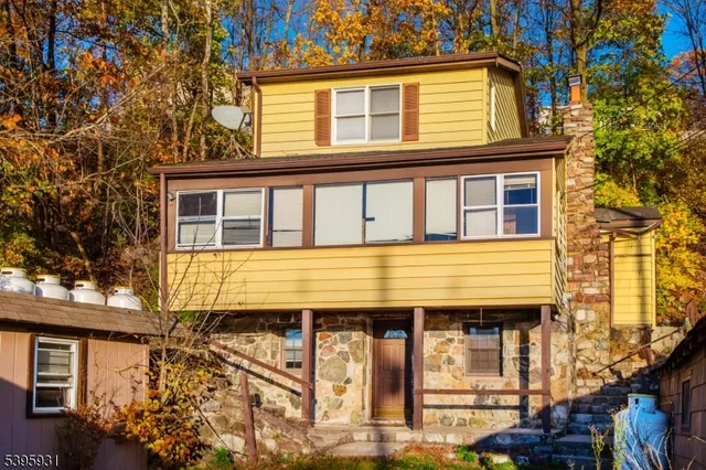 $2,100,000 | 148 Highway 181, Lake Hopatcong, NJ 07849