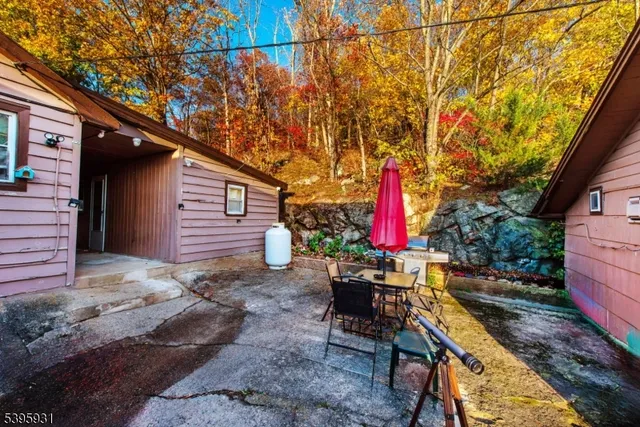 $2,100,000 | 148 Highway 181, Lake Hopatcong, NJ 07849