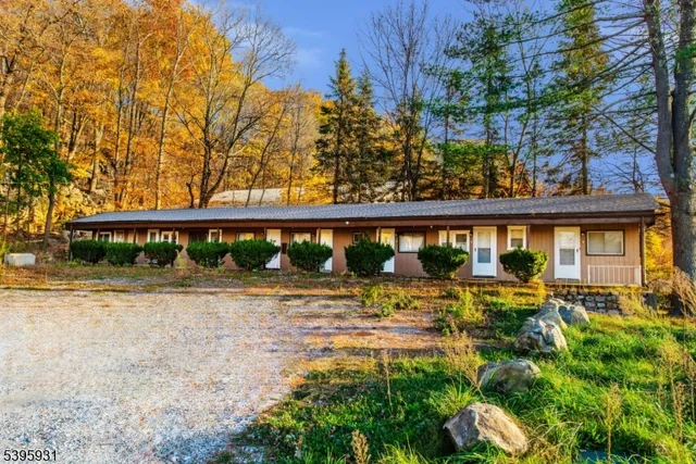 $2,100,000 | 148 Highway 181, Lake Hopatcong, NJ 07849