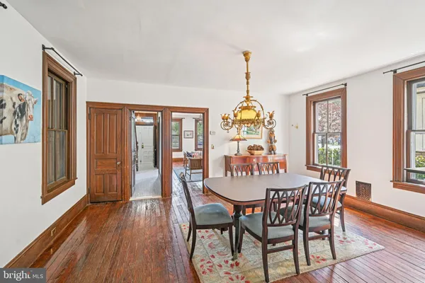 $346,000 | 203 West Broad Street, Burlington, NJ 08016