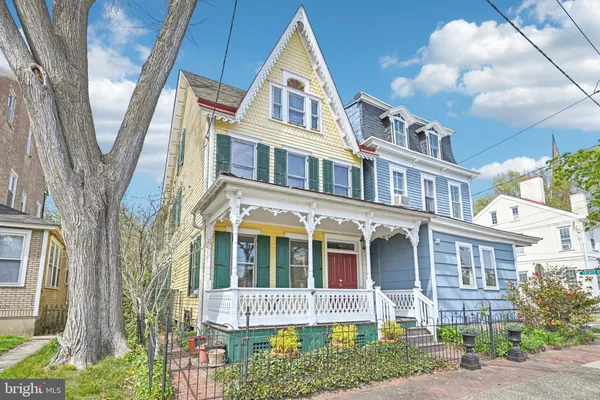$346,000 | 203 West Broad Street, Burlington, NJ 08016