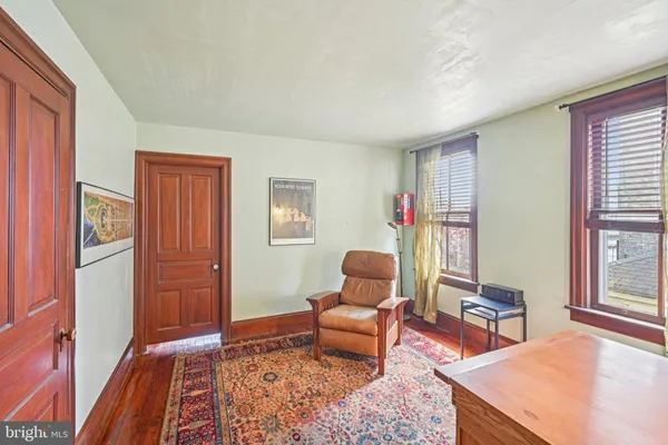 $346,000 | 203 West Broad Street, Burlington, NJ 08016
