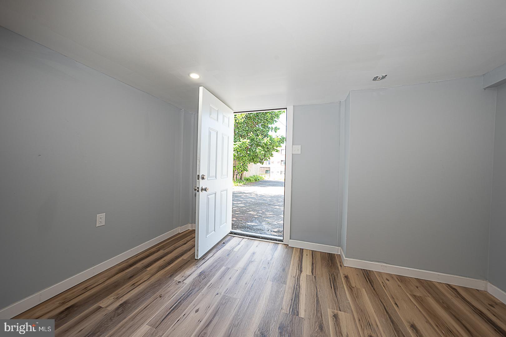 565 Chester Pike Prospect Park, PA 19076 - Photo 16 of 84