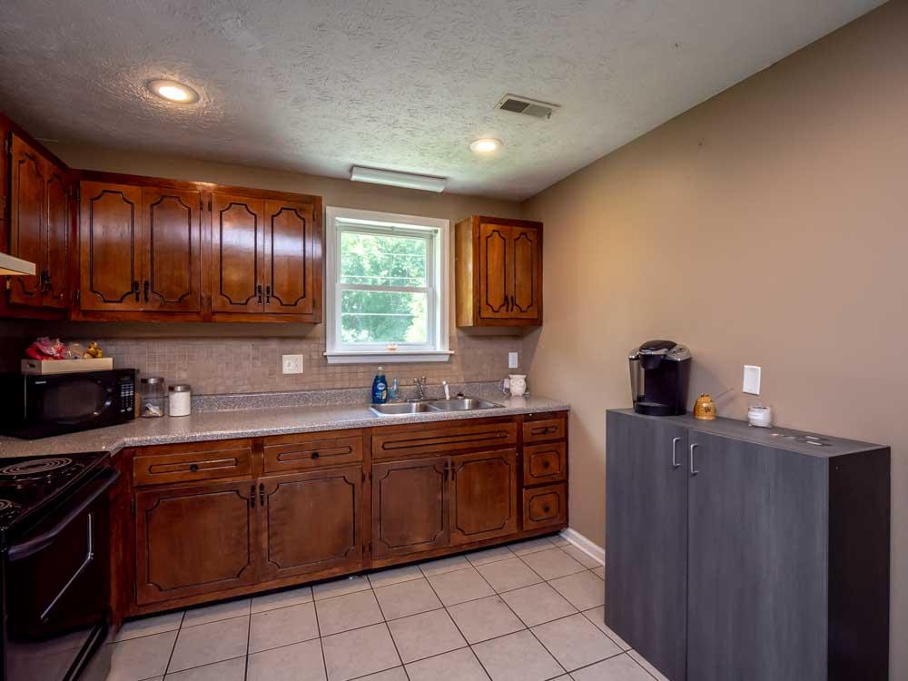 3111 Sweethome Road Chapmansboro, TN 37035 - Photo 9 of 23 Gallery Image 9