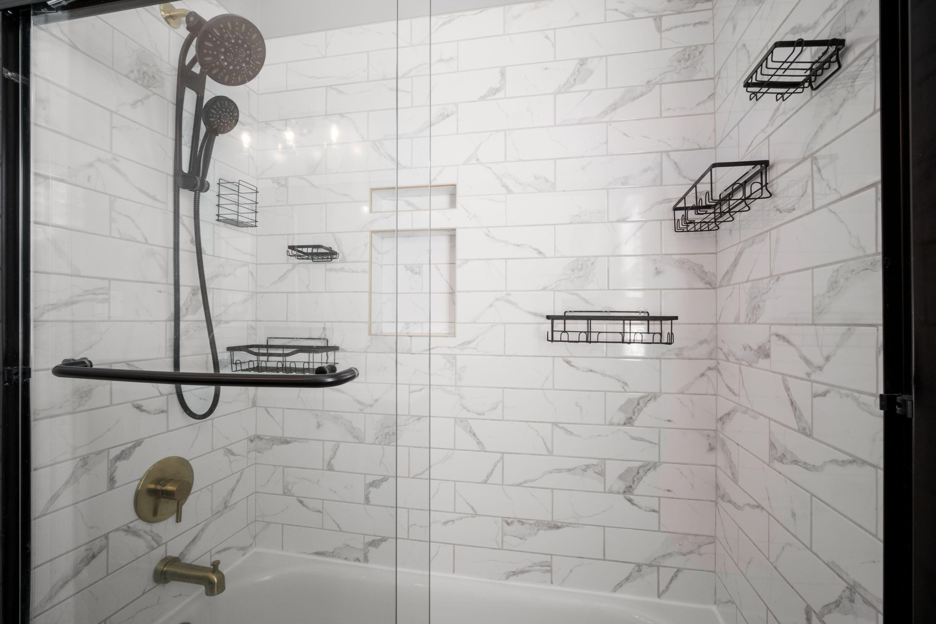 1603 22nd Street Kenosha, WI 53140 - Photo 8 of 30 7_imgDSC05255