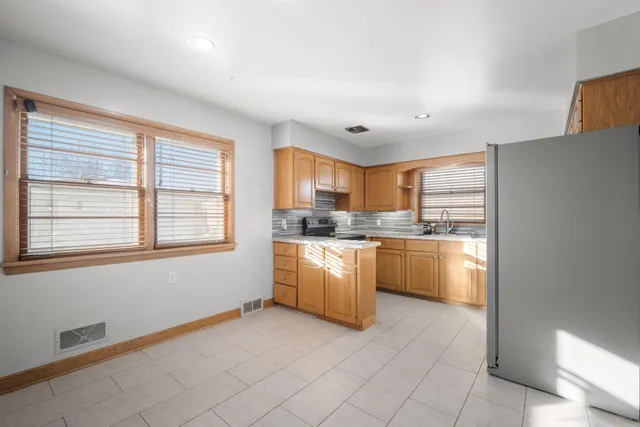 $299,000 | 1603 22nd Street, Kenosha, WI 53140