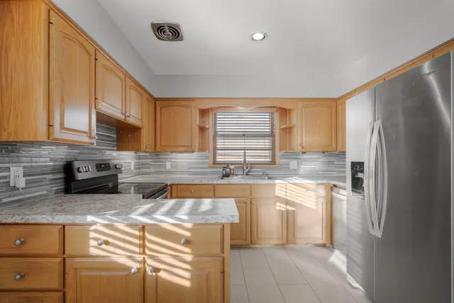 $299,000 | 1603 22nd Street, Kenosha, WI 53140