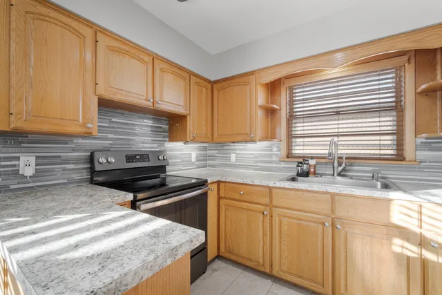 $299,000 | 1603 22nd Street, Kenosha, WI 53140