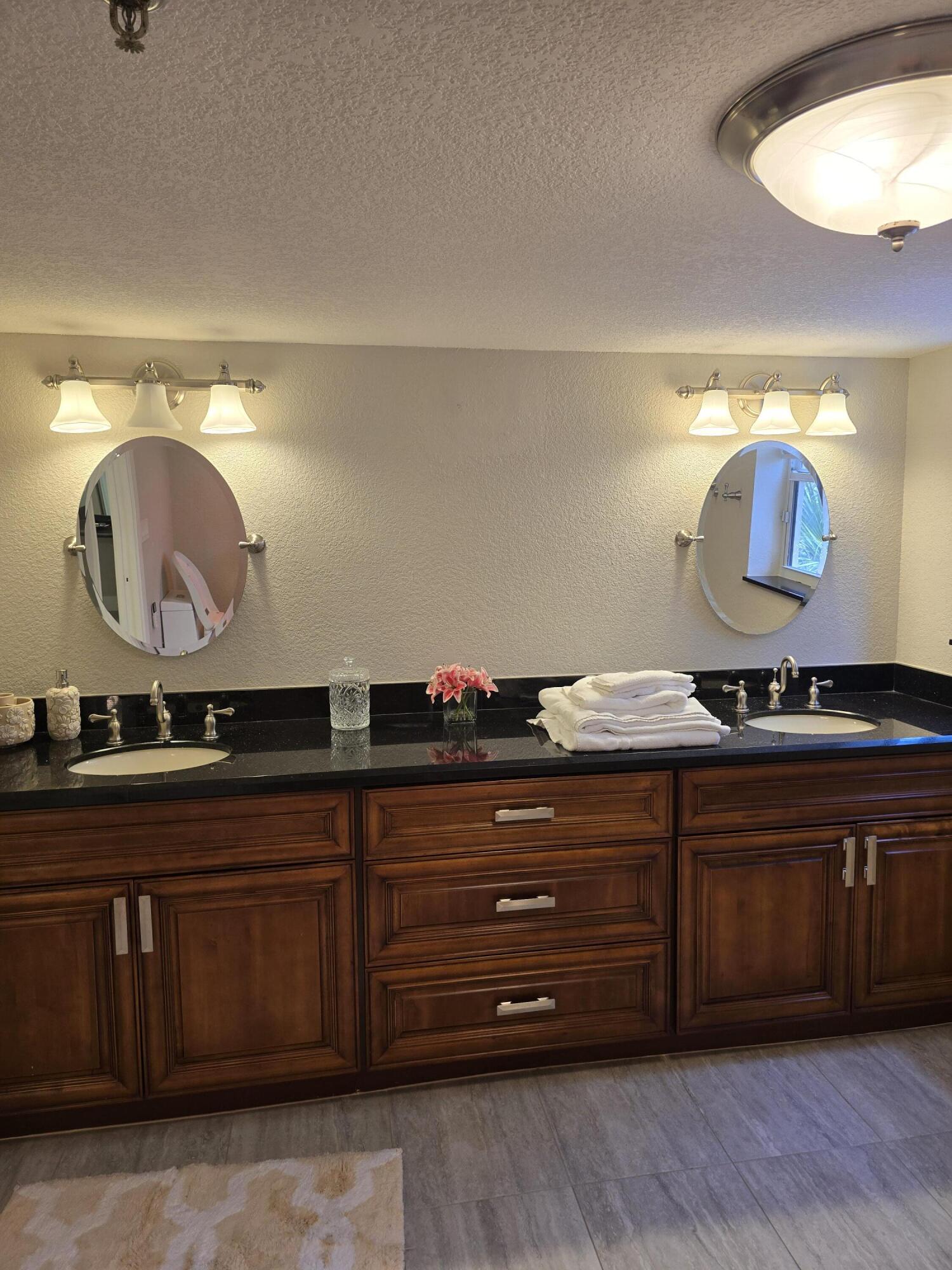 7580 Regency Lake Drive, Unit 402 Boca Raton, FL 33433 - Photo 21 of 28 1000056639