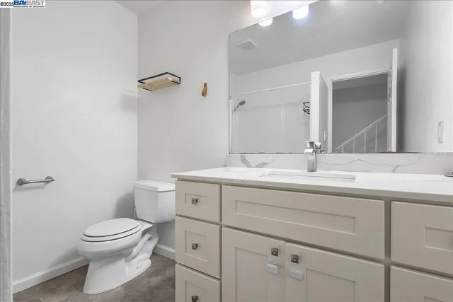 $3,900 | 4518 Mattis Court, Oakland, CA 94619