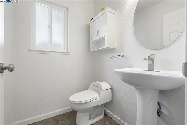 $3,900 | 4518 Mattis Court, Oakland, CA 94619