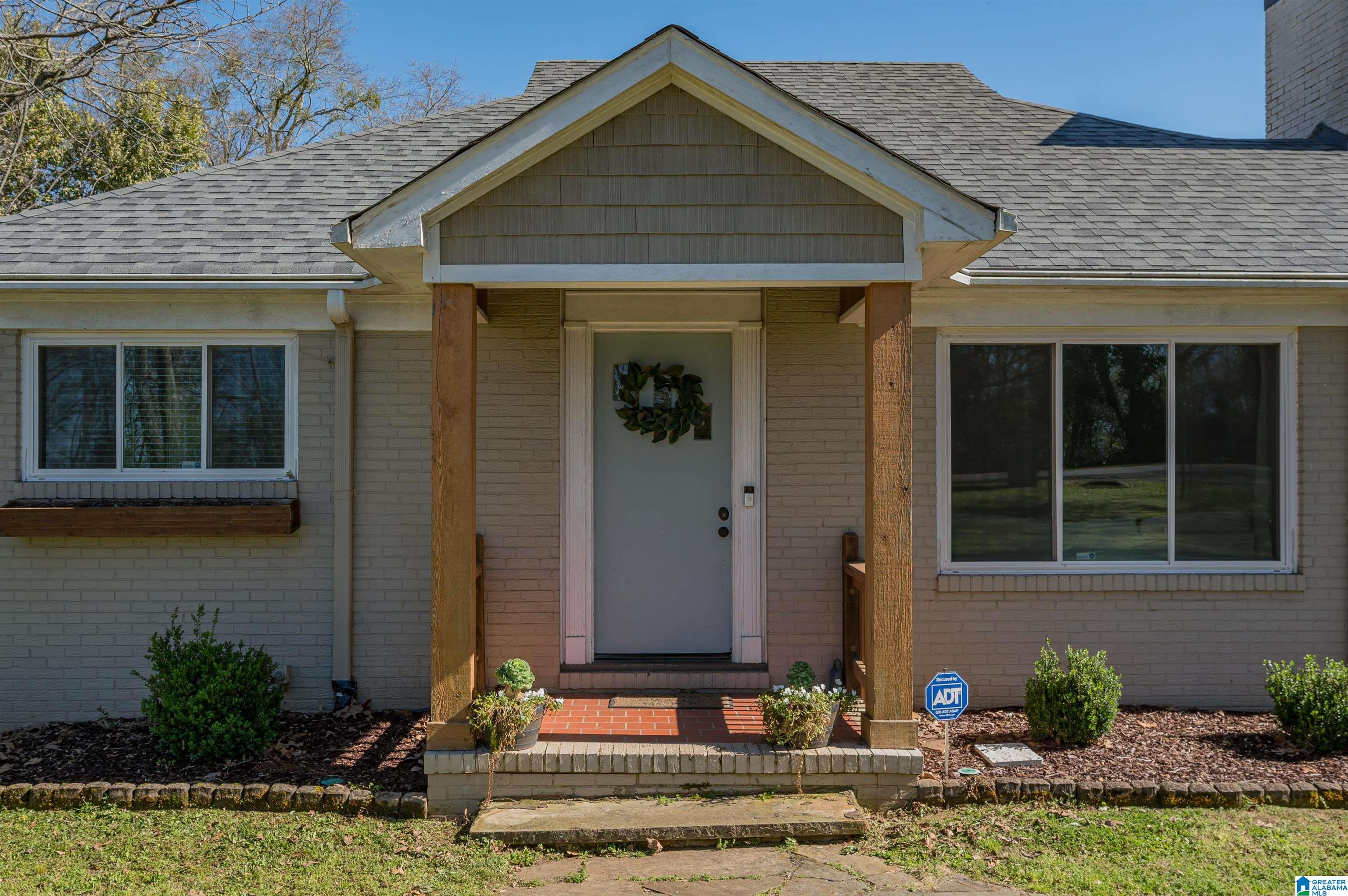 845 Shades Crest Road Birmingham, AL 35226 - Photo 4 of 38