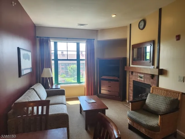 $169,900 | 200 Highway 94, Unit 408, Vernon, NJ 07462