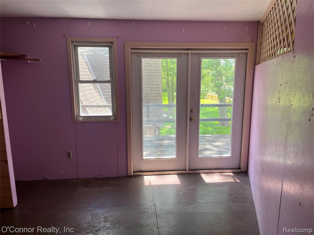 3909 Burtch Road Fort Gratiot, MI 48059 - Photo 17 of 19