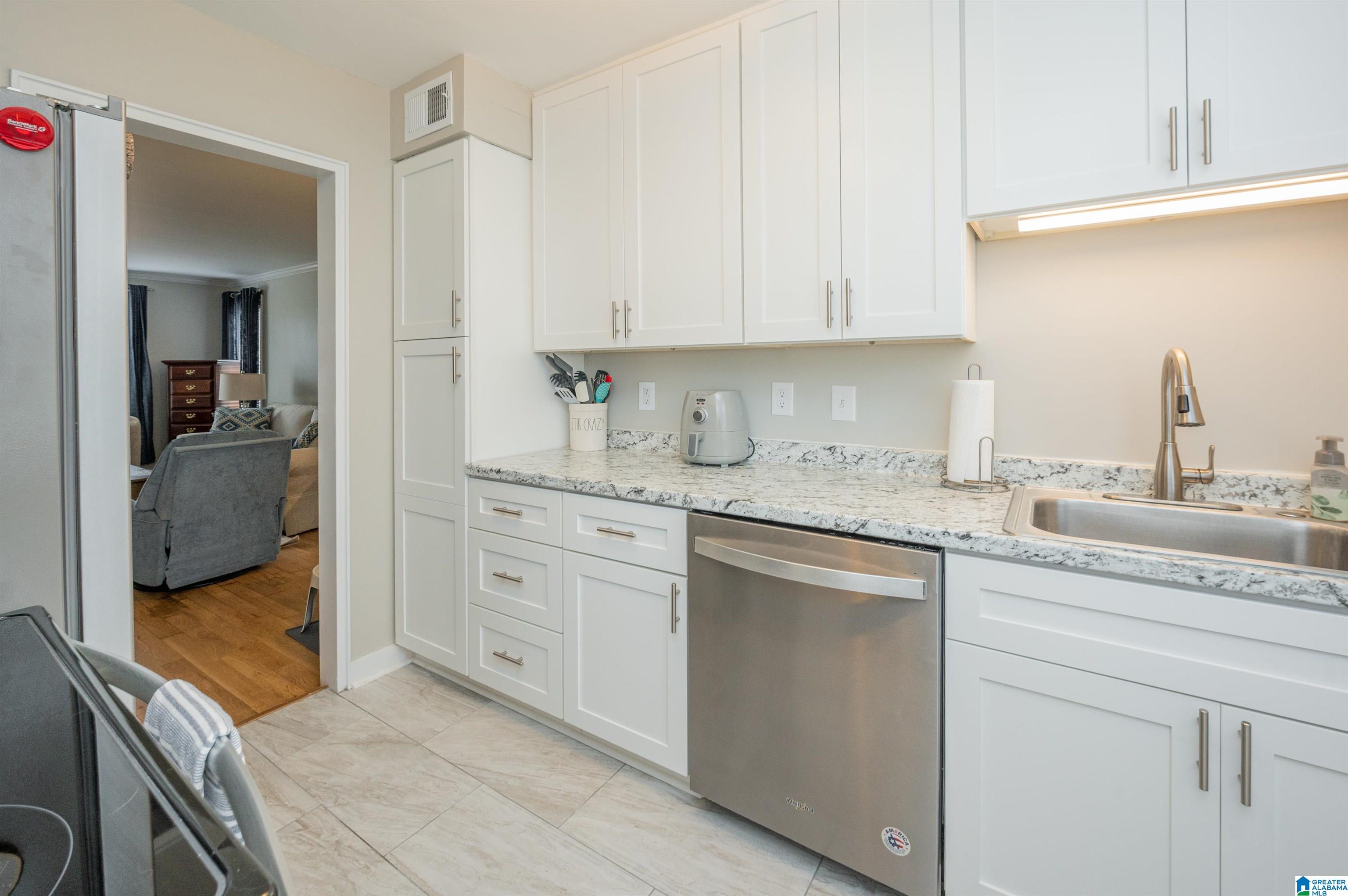 107 Fox Hall Road, Unit A Birmingham, AL 35213 - Photo 17 of 27