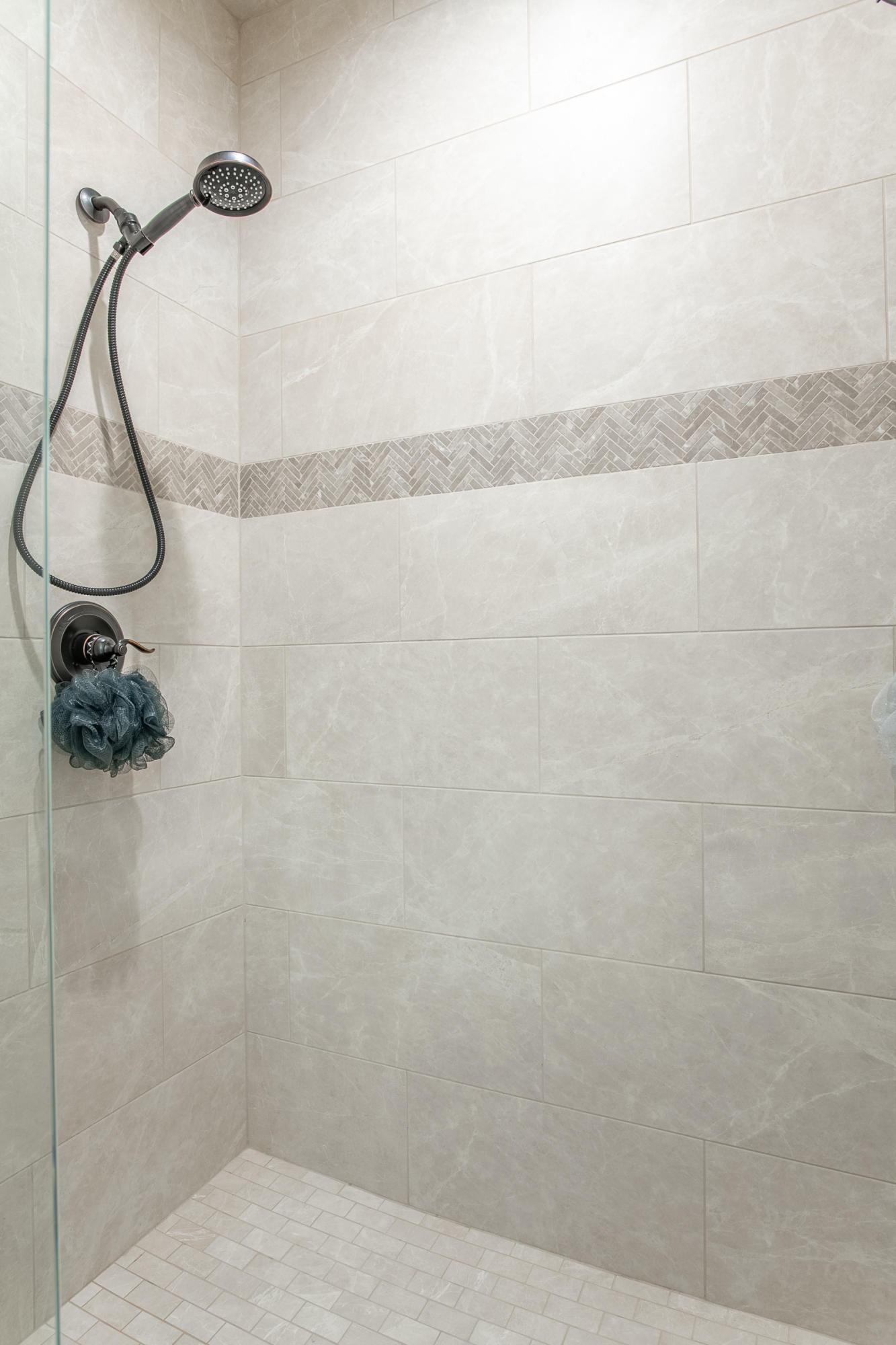 2954 Fernleaf Lane Chattanooga, TN 37421 - Photo 18 of 31 TILED SHOWER