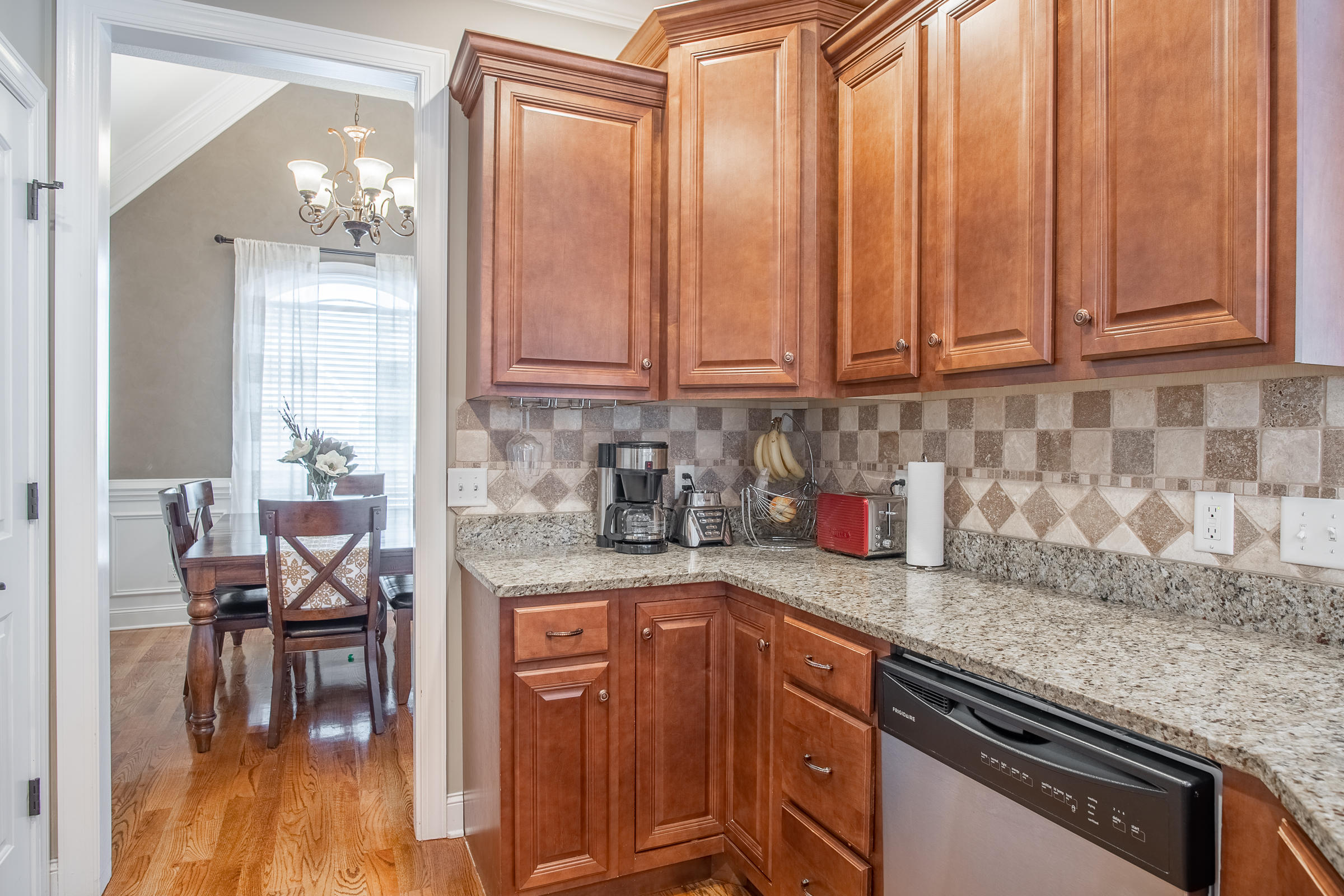 2954 Fernleaf Lane Chattanooga, TN 37421 - Photo 9 of 31 GRANITE COUNTERTOOPS