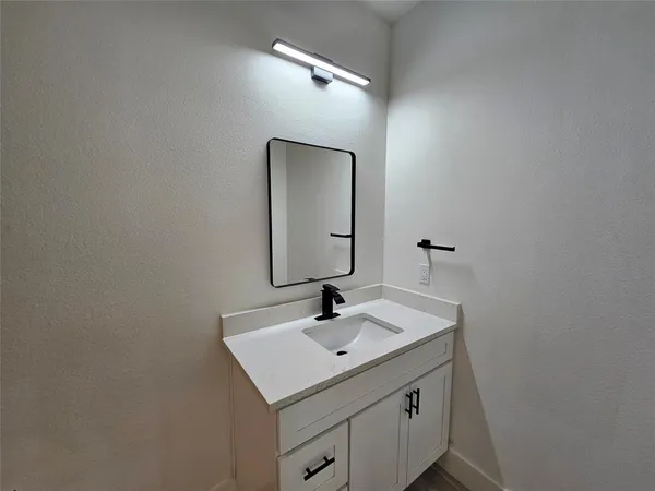 $4,999 | 2374 Southwood Drive, Dallas, TX 75224