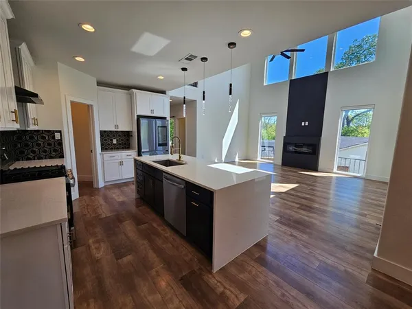 $4,999 | 2374 Southwood Drive, Dallas, TX 75224