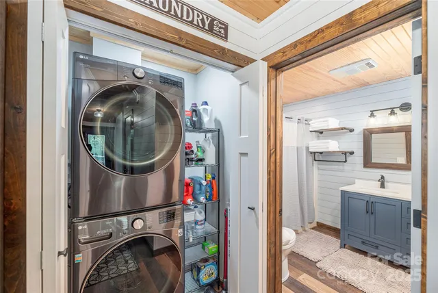 $735,000 | 477 Locust Drive, Maggie Valley, NC 28751