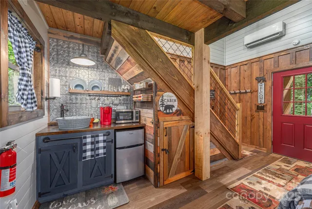 $735,000 | 477 Locust Drive, Maggie Valley, NC 28751