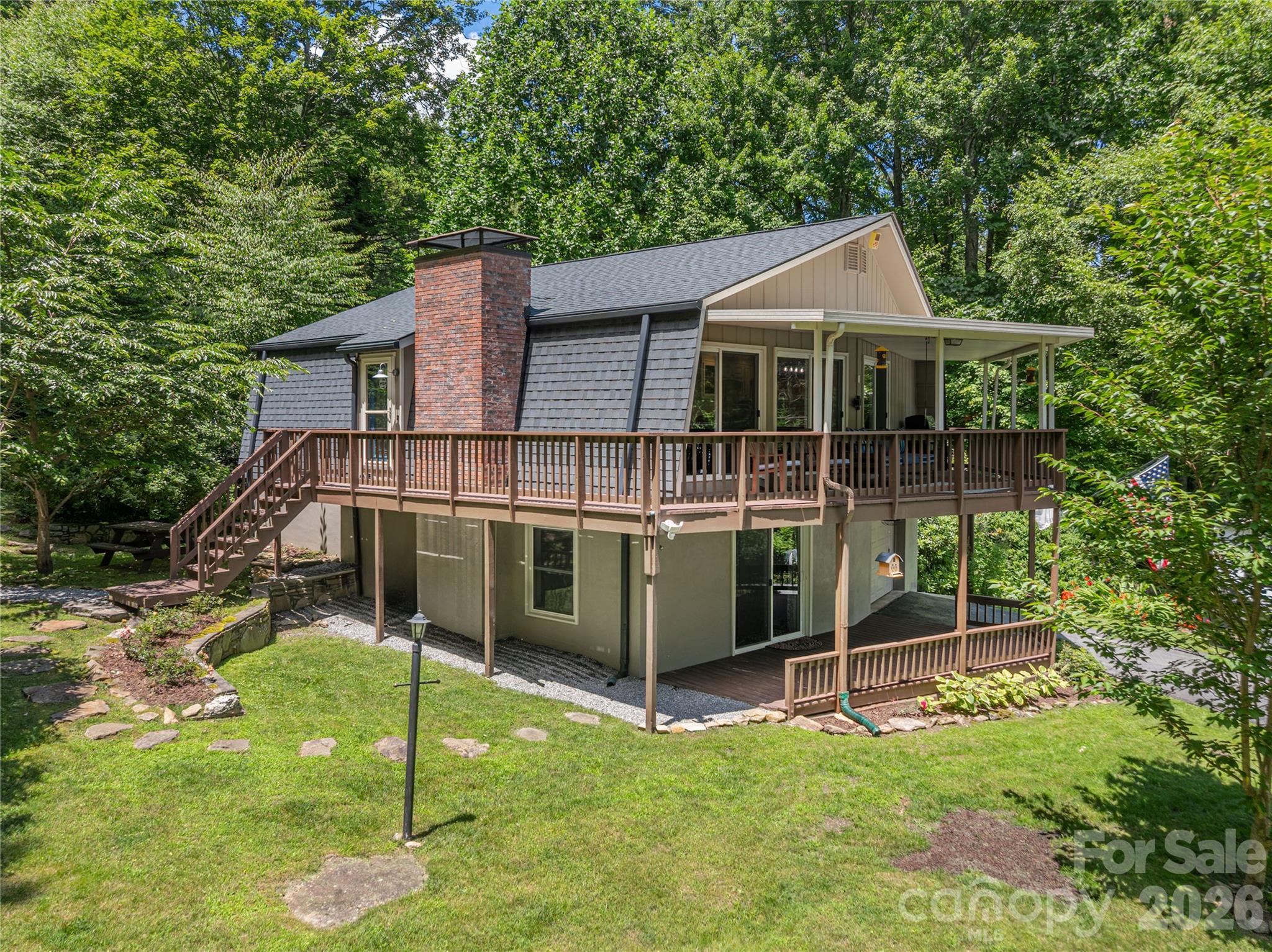 477 Locust Drive Maggie Valley, NC 28751 - Photo 4 of 43