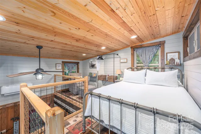 $735,000 | 477 Locust Drive, Maggie Valley, NC 28751