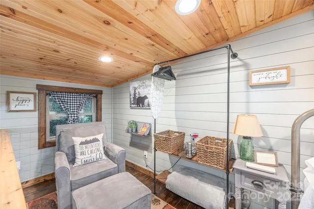 $735,000 | 477 Locust Drive, Maggie Valley, NC 28751