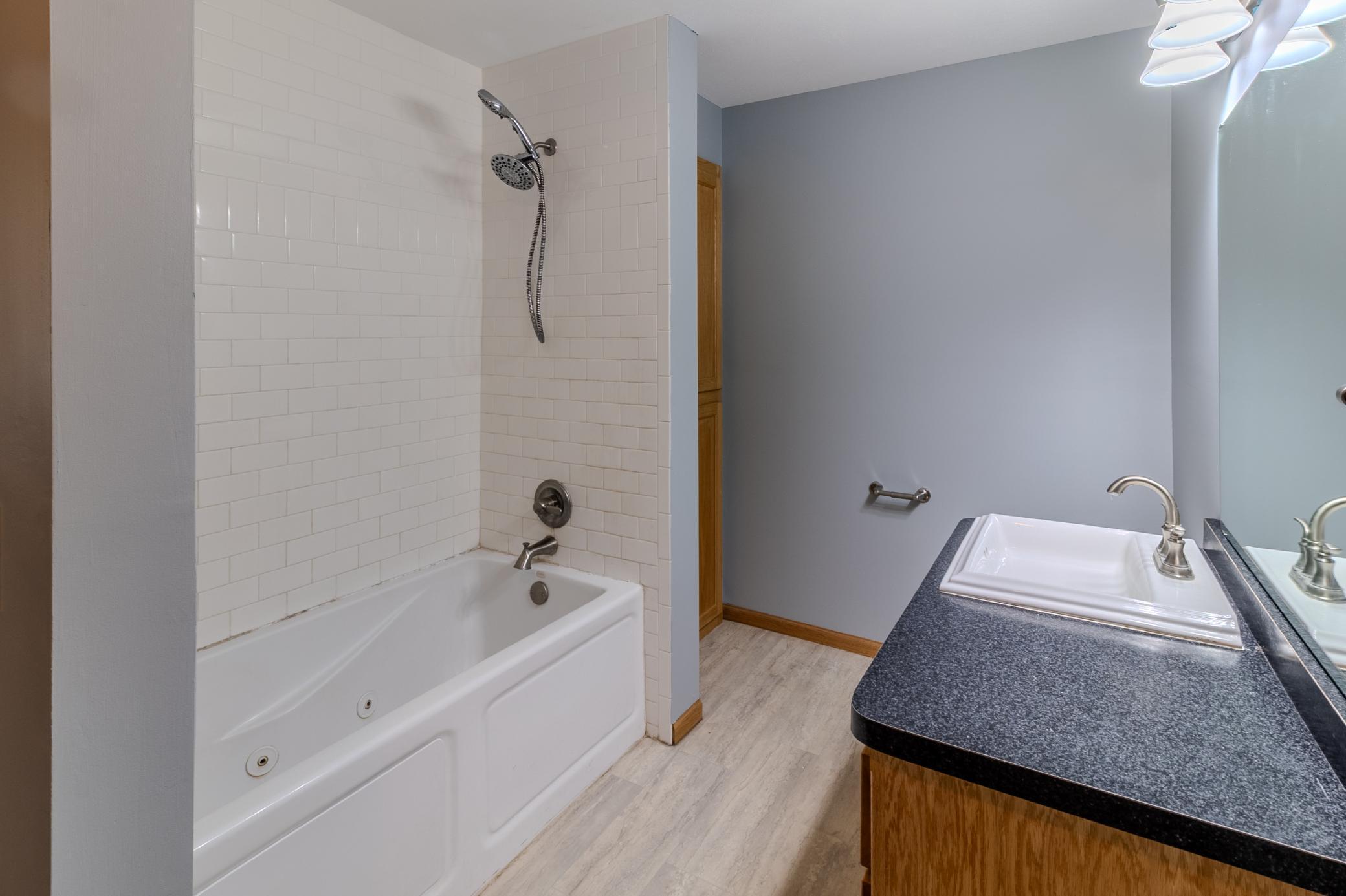 2018 Kestrel Trail Buffalo, MN 55313 - Photo 14 of 30