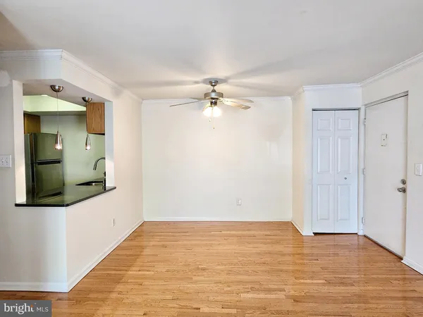 $2,000 | 14807 Rydell Road, Unit 201, Centreville, VA 20121