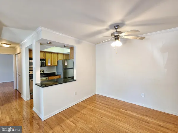 $2,000 | 14807 Rydell Road, Unit 201, Centreville, VA 20121