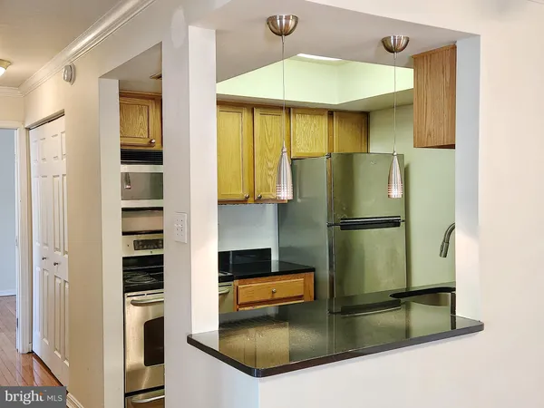 $2,000 | 14807 Rydell Road, Unit 201, Centreville, VA 20121