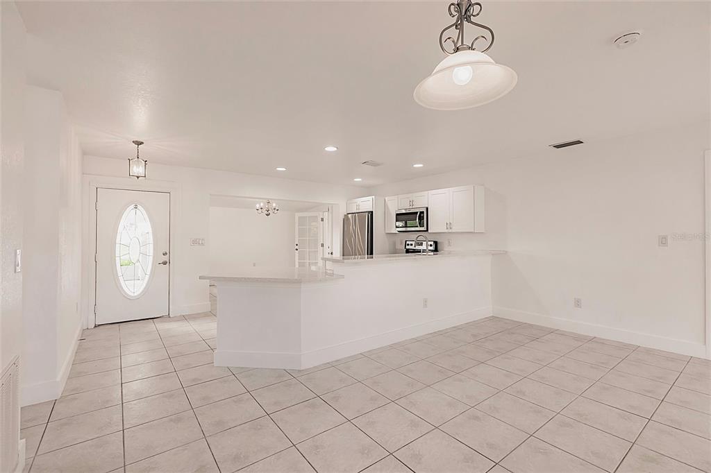 3129 Buttonwood Place Punta Gorda, FL 33950 - Photo 4 of 44