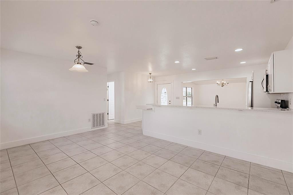 3129 Buttonwood Place Punta Gorda, FL 33950 - Photo 5 of 44