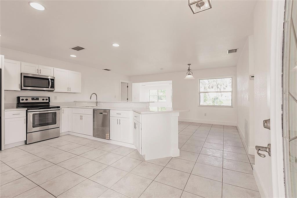 3129 Buttonwood Place Punta Gorda, FL 33950 - Photo 6 of 44
