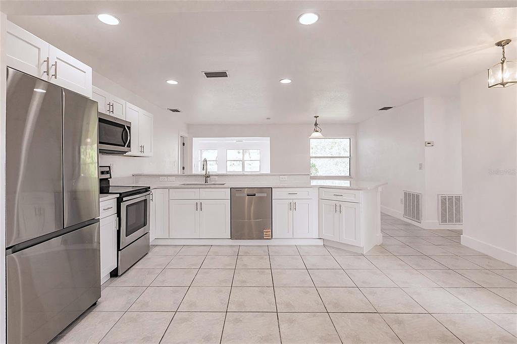 3129 Buttonwood Place Punta Gorda, FL 33950 - Photo 7 of 44
