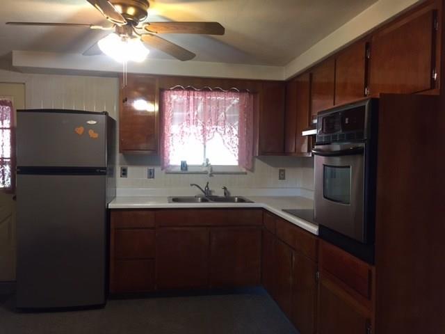 303 Snowden Road Hookstown, PA 15050 - Photo 3 of 13