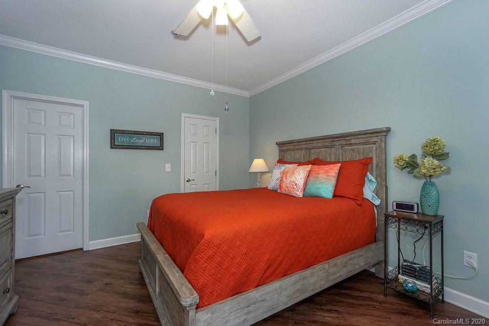 1101 Torrence Circle Davidson, NC 28036 - Photo 15 of 34