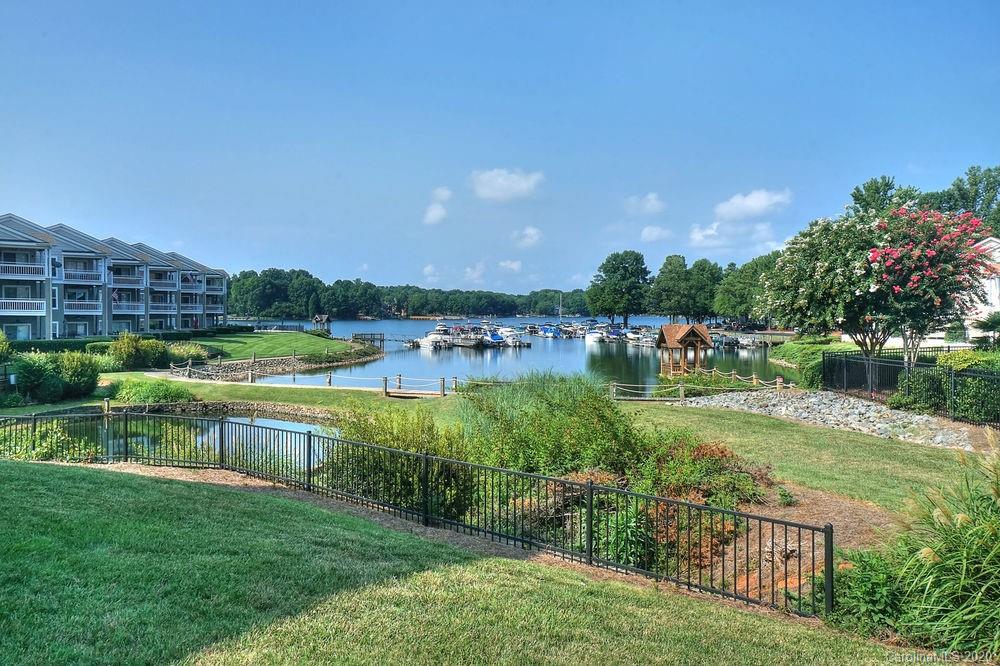 1101 Torrence Circle Davidson, NC 28036 - Photo 31 of 34