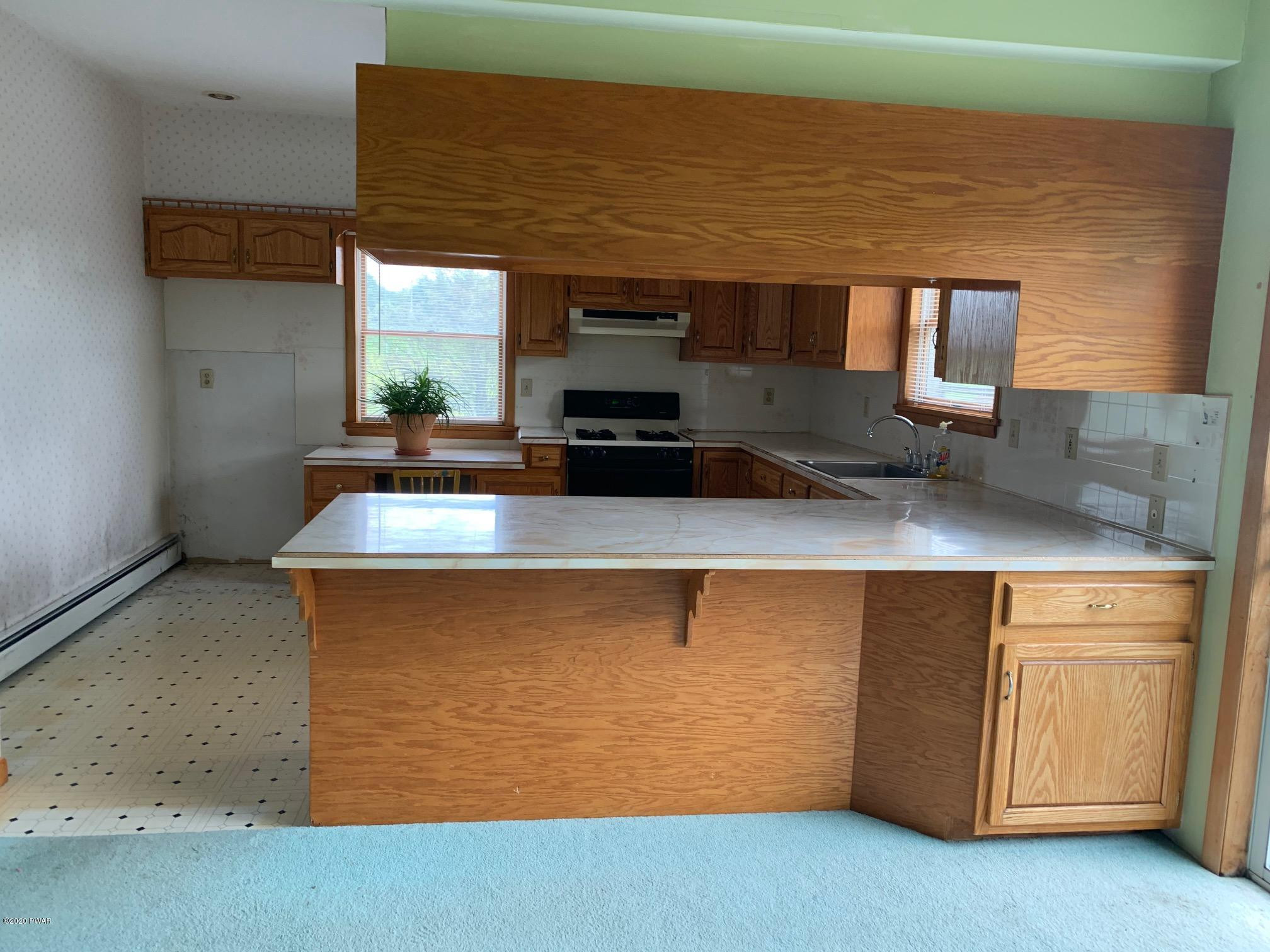 19 Fonda Road Hawley, PA 18428 - Photo 10 of 31 Kitchen Area