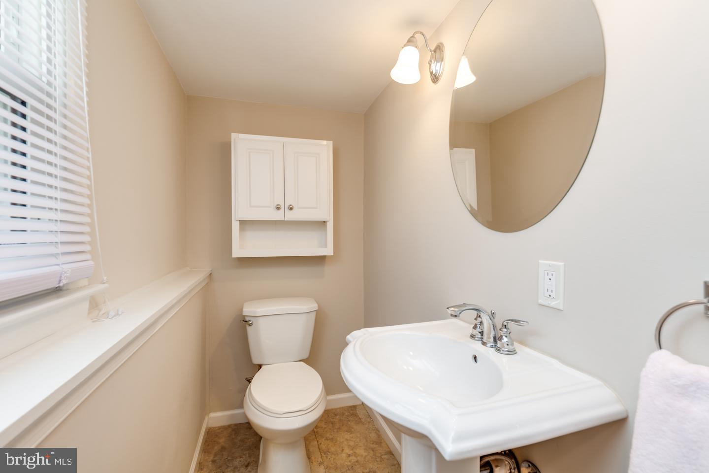 31 Ranoldo Terrace Cherry Hill, NJ 08034 - Photo 17 of 31 Powder room