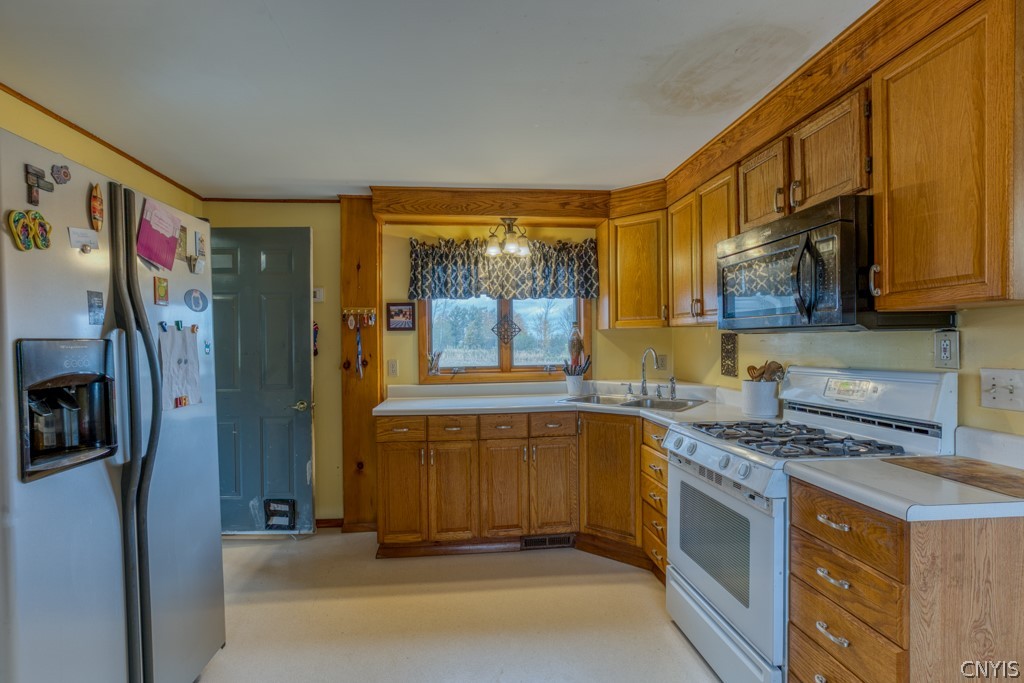 6165 West Road Lowville, NY 13367 - Photo 4 of 47 Gallery Image 4