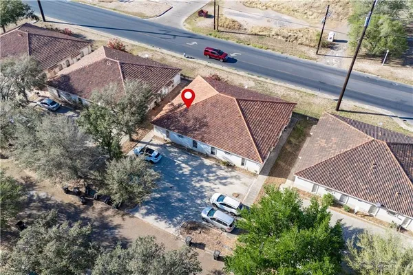 $750 | 604 Buena Vista Drive, Unit E, Weslaco, TX 78596