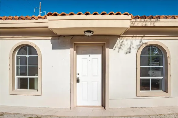 $750 | 604 Buena Vista Drive, Unit E, Weslaco, TX 78596